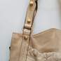 B. Makowsky Leather Shoulder Bag Beige image number 7