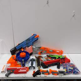 Bundle of 6 Assorted NERF Blasters w/Accessories and Ammo