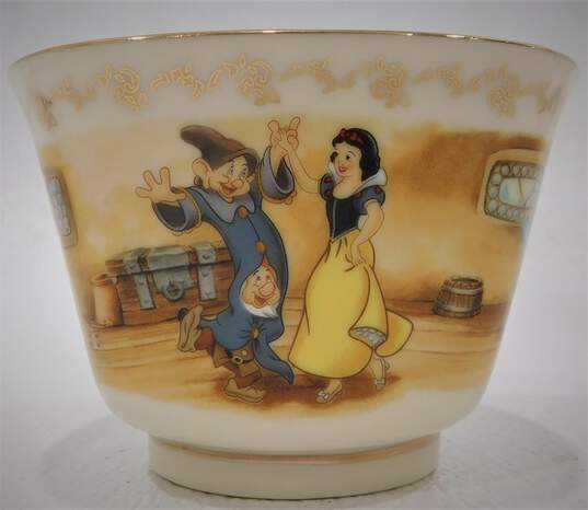 2001 Disney Lenox Snow White Treat Bowl IOB Gold Trim Bone China image number 2
