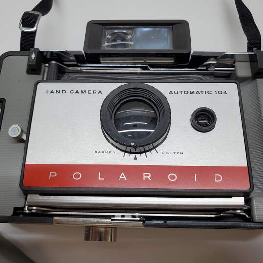 Vintage Polaroid Automatic 104 Instant Film Land Camera - Not Tested image number 3