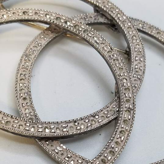 Sterling Silver Diamond Texture 3 Interlocking Rings Brooch 20.7g image number 3