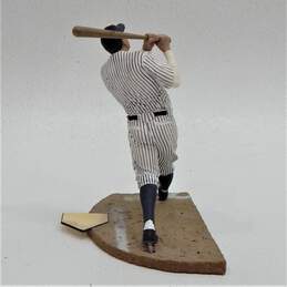2005 McFarlane Babe Ruth MLB Yankees Figure alternative image
