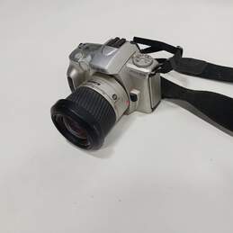 Gray & Black Maxxum 50 35mm Film Camera alternative image