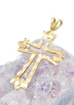 14K Yellow Gold Etched Cut Out Cross Pendant 0.9g alternative image