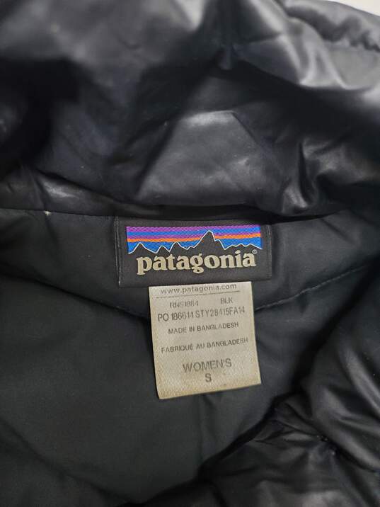 Patagonia Black Down Puffer Vest Women's Size S image number 2