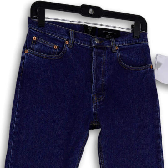 NWT Womens Blue Denim Medium Wash Pockets Back Zip Straight Leg Jeans Sz 27 image number 3