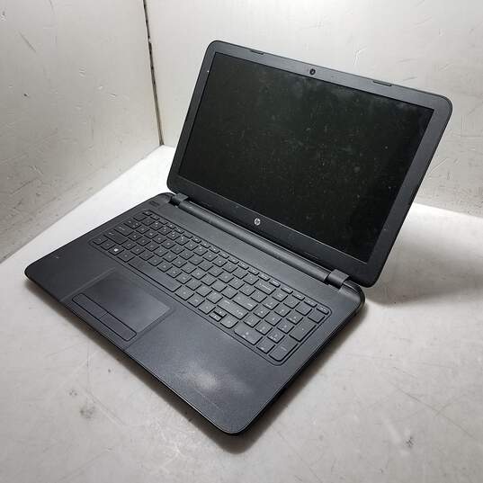 HP Notebook 15 in Intel Celeron N2830@2.16GHz CPU 4GB RAM & HDD image number 1