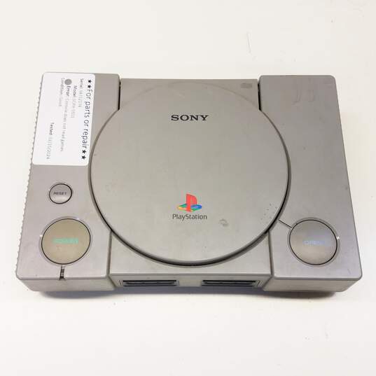 Sony Playstation SCPH-5501 console - gray >>FOR PARTS OR REPAIR<< image number 1