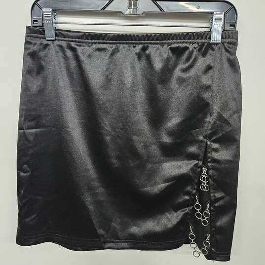 Verdusa Black Chain Accent Skirt image number 1