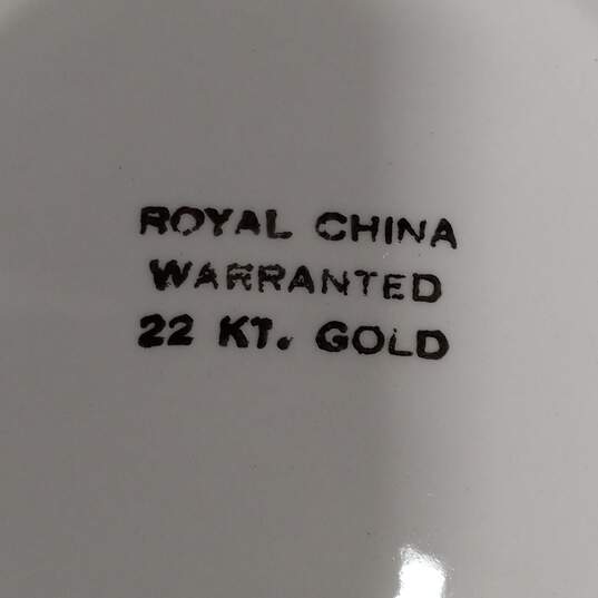 Set of 10 Vintage Royal China Bread Plates with 22 Kt. Gold image number 4