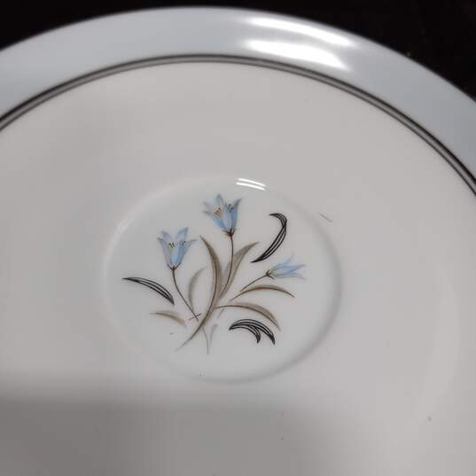 Set of 6 Vintage Bluebell Floral Bowls, Plates, Tea Cup & Saucer image number 6