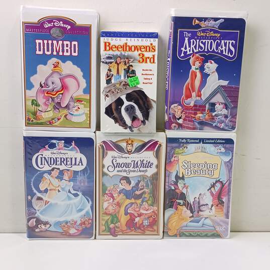 6PC Assorted Disney & Universal VHS Movie Bundle image number 2