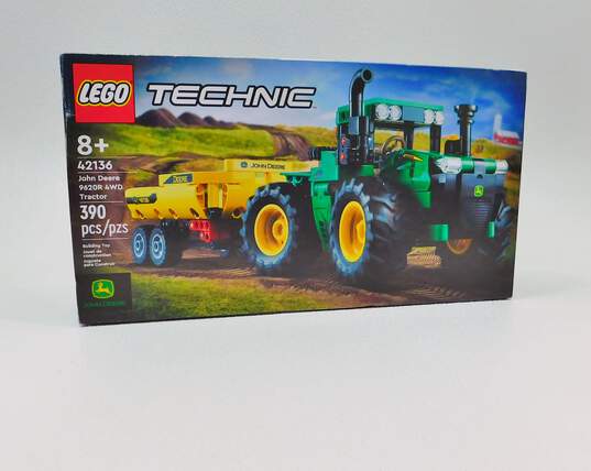 LEGO Technic Factory Sealed 42136 John Deere 9620R 4WD Tractor image number 1