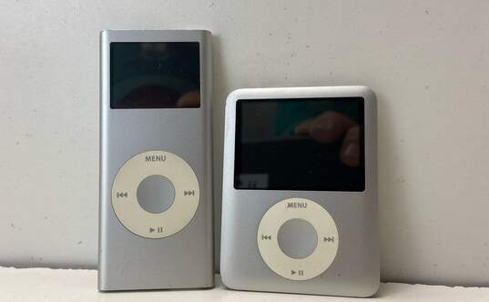 Apple iPod Nanos (Assorted Models) Lot of 2 image number 1