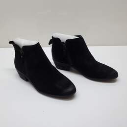 Vince Camuto Tricera Black Suede Ankle Boots Booties Side Zip Women's sz 8.5