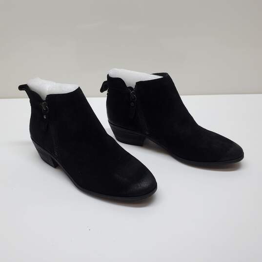 Vince Camuto Tricera Black Suede Ankle Boots Booties Side Zip Women's sz 8.5 image number 1
