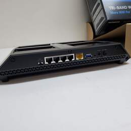 Netgear Nighthawk X6 AC3000 Tri-Band Wifi Router alternative image
