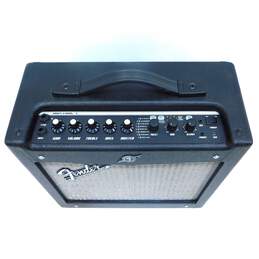 Fender Brand Mustang I (V.2) Model Black Electric Guitar Amplifier alternative image