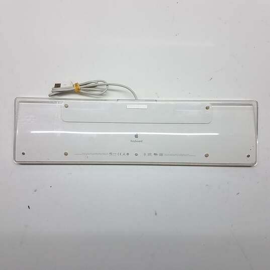 Apple Mac White USB Wired Keyboard A1048 image number 3