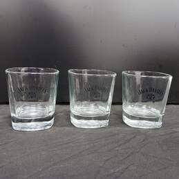 Set of 8 Assorted Jack Daniels Glasses & Cocktail Shaker alternative image