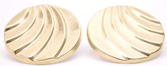 14K Yellow Gold Curved Ridges Circle Post Earrings 1.3g image number 3