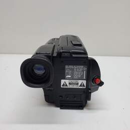 Sony CCD-TR82 Handycam Video Camera Recorder