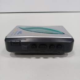 Sony Walkman WM-EX190 Cassette Player alternative image