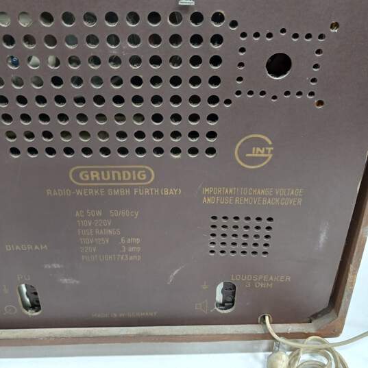 Vintage Grundig 2066 Radio *For parts or repair* image number 5