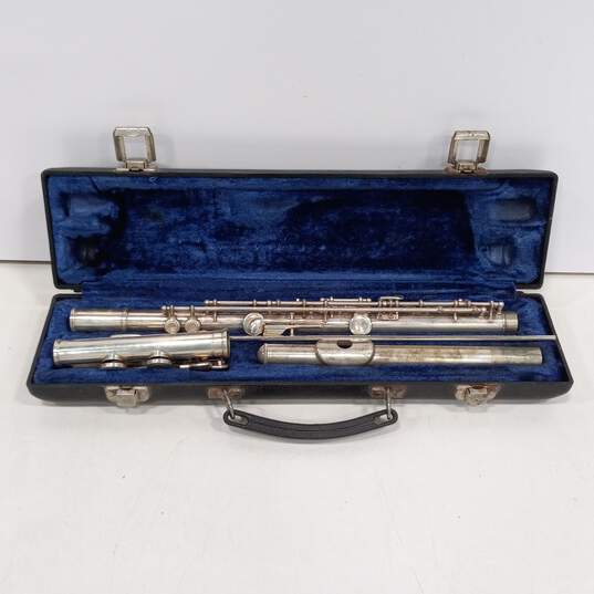 Vintage Bundy Flute w/Case image number 2