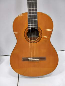 Yamaha C-40 Acoustic Guitar w/Gig Bag alternative image