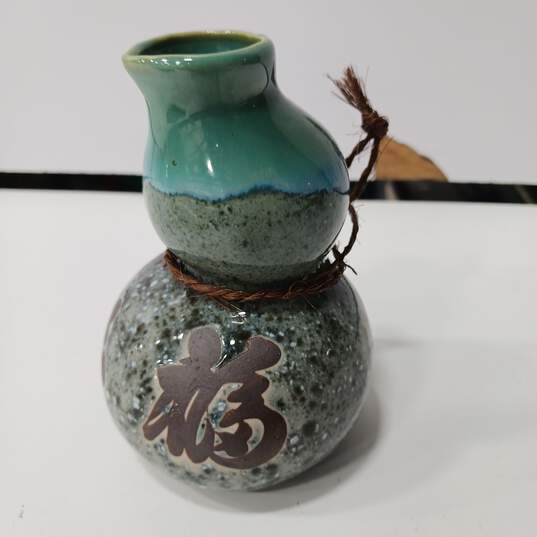 Set of 4 Ceramic Sake Cups & 1 Small Pitcher image number 3