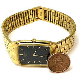Designer Seiko 5Y30-5289 Gold-Tone Black Rectangle Dial Analog Wristwatch alternative image