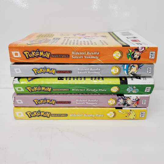 Lot of 5 Assorted Volumes of Pokemon Adventure Graphic Comics Novels image number 1
