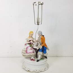 Lamp Vintage Porcelain Figural Courting Couple  Table Lamp