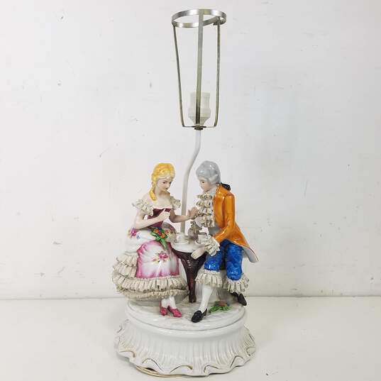 Lamp Vintage Porcelain Figural Courting Couple  Table Lamp image number 1