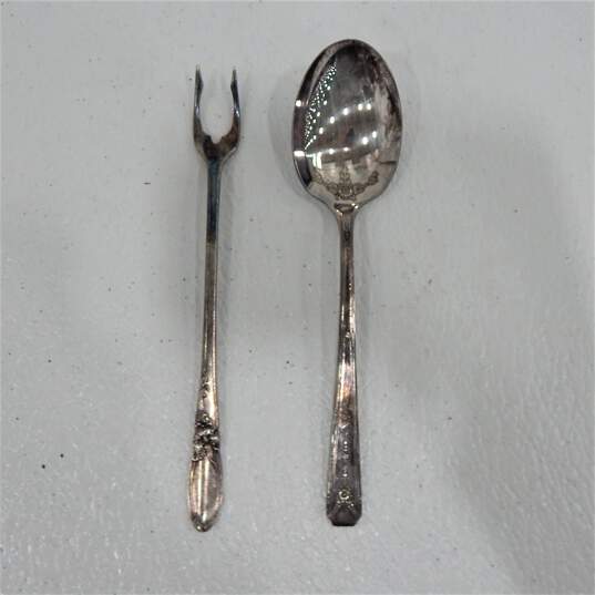 Vintage Community Milady Silver Plate Flatware With Case image number 8