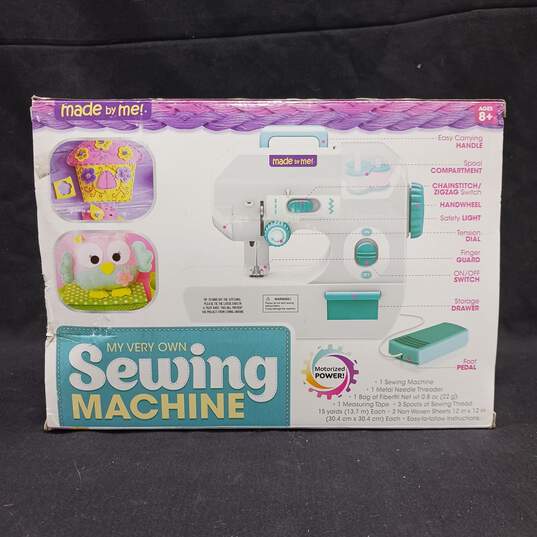 Horizon Group 'My Very Own' Sewing Machine image number 6