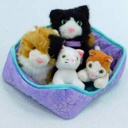 American Girl Licorice & Ginger Cats W/ Rebecca's Kittens & Pet Bed