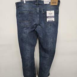 Izod Relaxed Fit Jeans alternative image