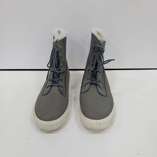 Women’s Timberland Skyla Bay Fleece Lined Boots Sz 8 image number 2