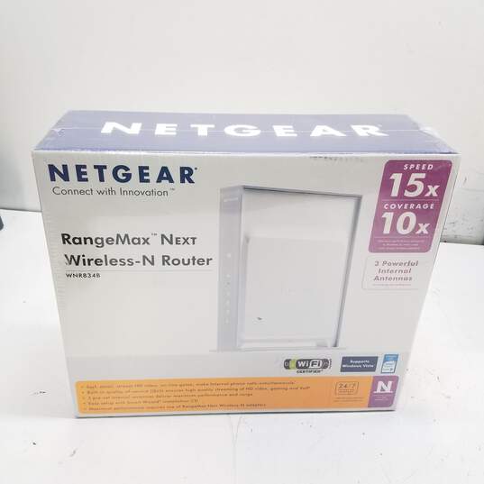 Netgear RangeMax Next Wireless-N Router WNR834B image number 1