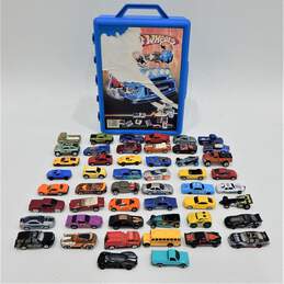Lot of 50 Die Cast Toy Cars Hot Wheels, Matchbox etc w/ Carrying Case