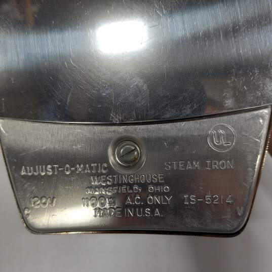 Vintage Westinghouse Adjust-O-Matic Open Handle Steam Iron image number 5