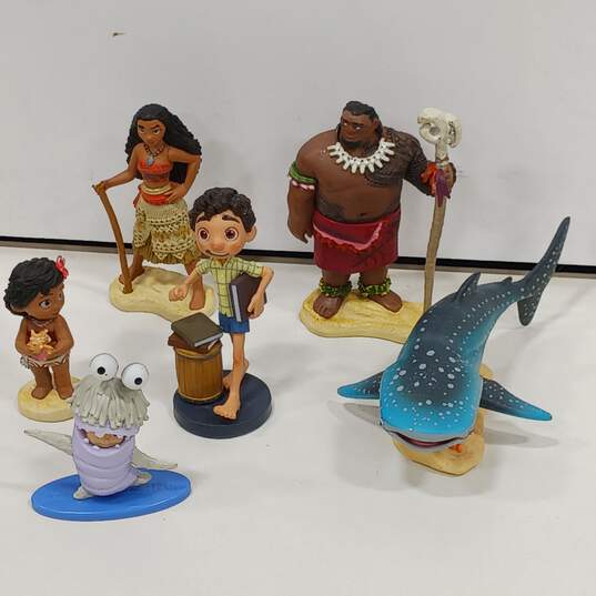 Bundle of Assorted  Disney Pixar Action Figures image number 5