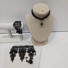 3pc Gothic Themed Jewelry Bundle