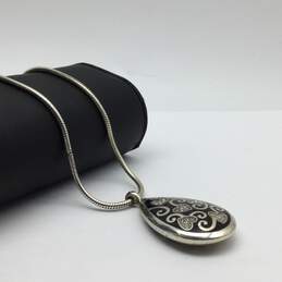 Brighton Silver Tone with Black Enamel and Crystal Heart Tooled Pendant Necklace 42.6g alternative image