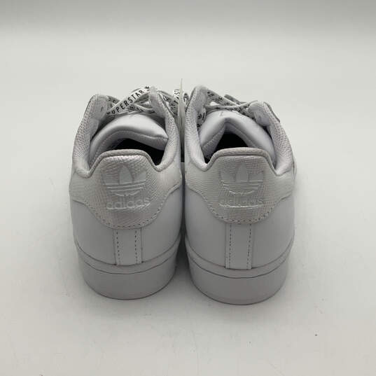 NWT Womens Superstar FV3392 White Silver Lace-Up Low Top Sneaker Shoes Sz 7 image number 4