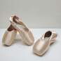 Lot of 2 Pairs Capezio Ballet Dance Pointe Shoes Size 7M/ 7.5M #121 image number 1