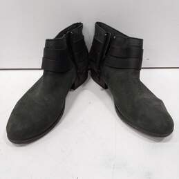 Clarks Ankle Bootie Full Side Zip Black Boots US 9 alternative image