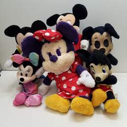 Walt Disney Mickey and Minnie Plush & Animatronics